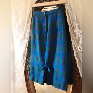 Vintage 1960’s Bow Back Wool Plaid Pencil Skirt